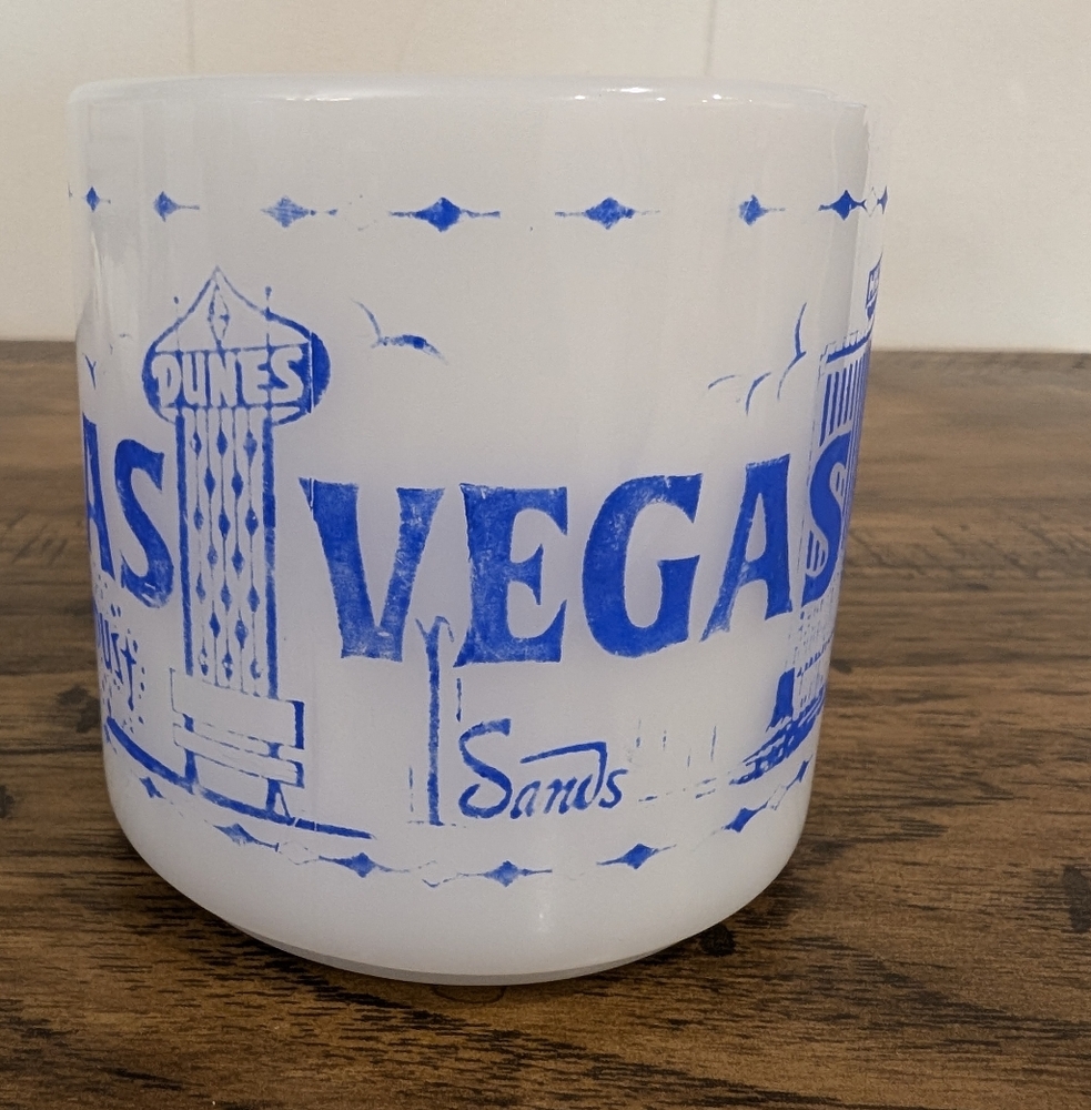 RARE Vintage Federal Milk Glass Mug Las Vegas Nevada NV Casino Center Mug Strip - Picture 3 of 10